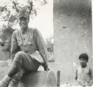 nycum4.JPG (35902 bytes)